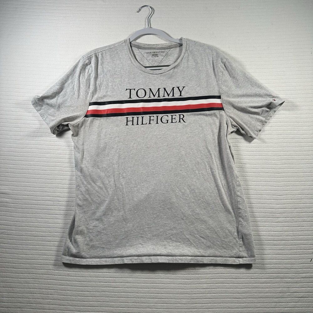 Tommy Hilfiger Men’s XL Light Gray Logo Graphic Short Sleeve T-Shirt